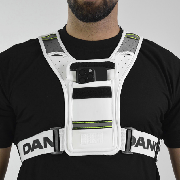 تصویر  جلیقه ورزشی چندکاره دنیکس وست مدل Danix-1 سفید